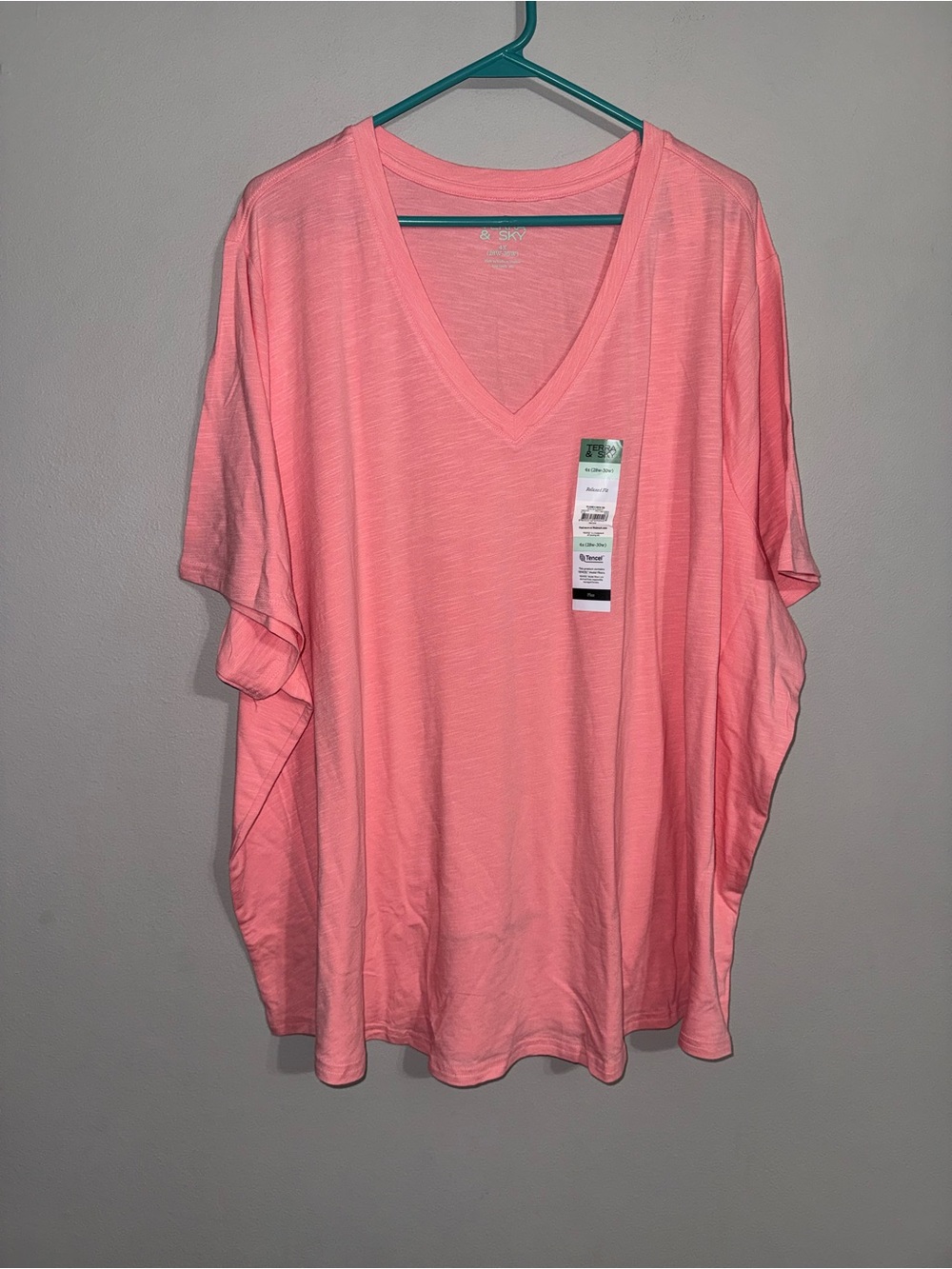 Terra & Sky Women’s Coral Pink V-Neck Tee 4x